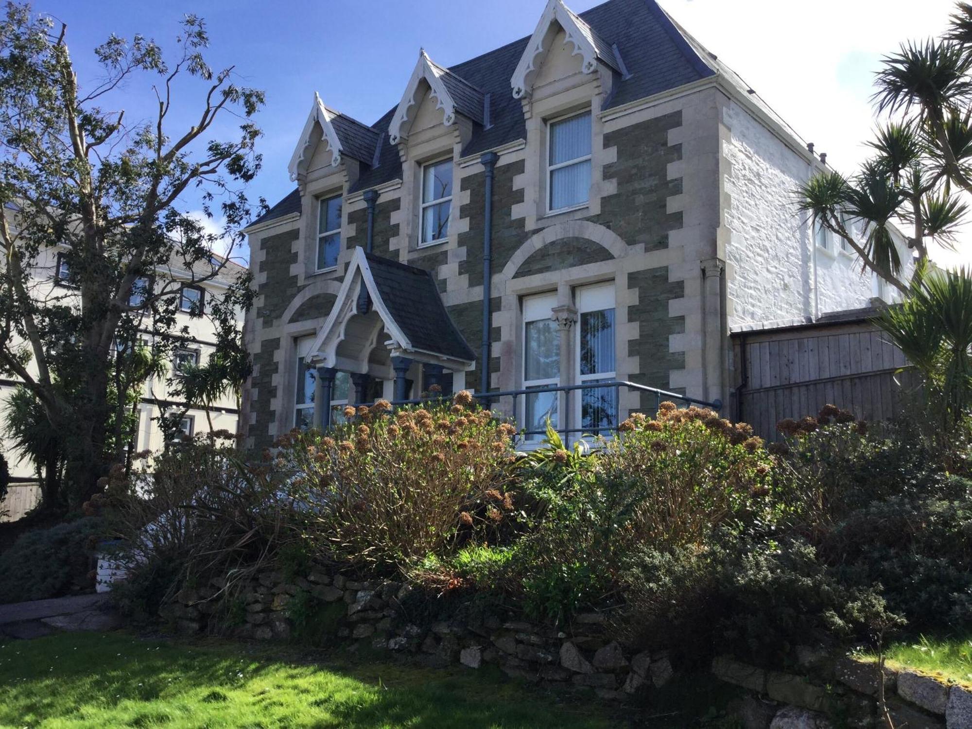 Armyn House Apartments, Your Coastal Escape In Falmouth Luaran gambar